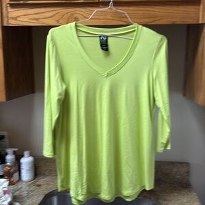 Women's Lime Green V-Neck Top..EUC
Very sold material